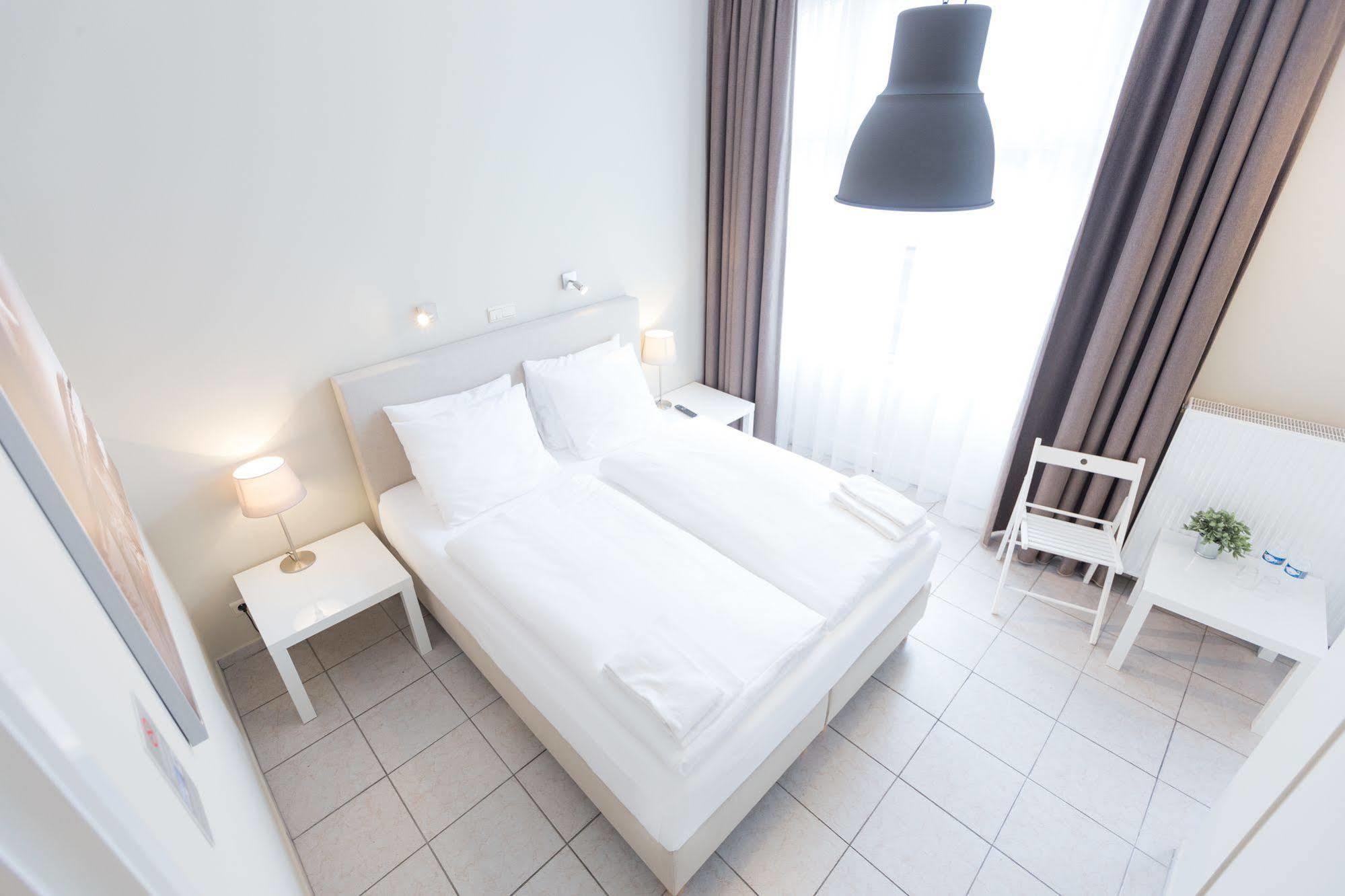 Hotel Franky Blankenberge Esterno foto